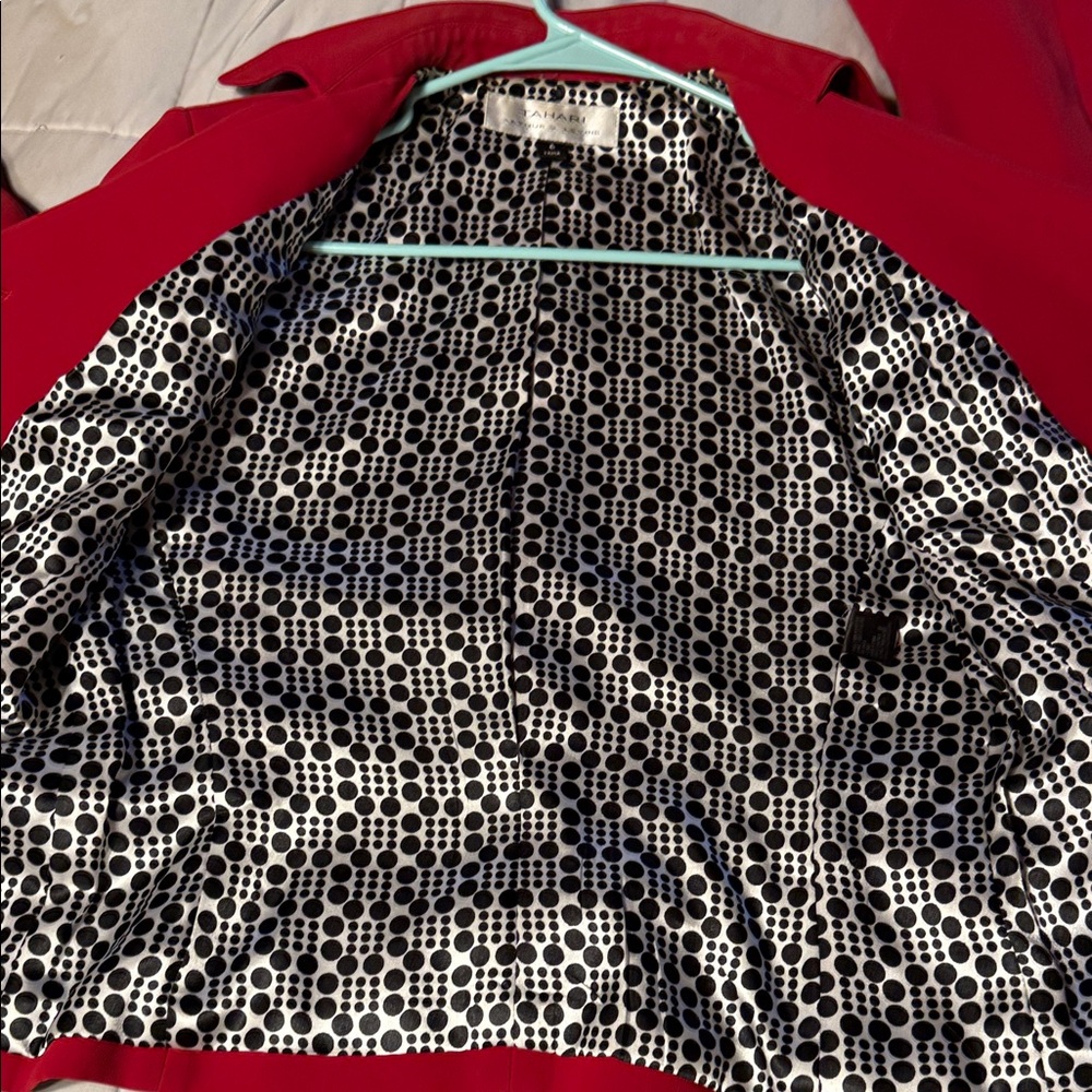 Elegant Tahari Red Women's Blazer - Picture 10 of 15